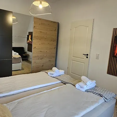Modernes City-apartment Mit Panoramablick